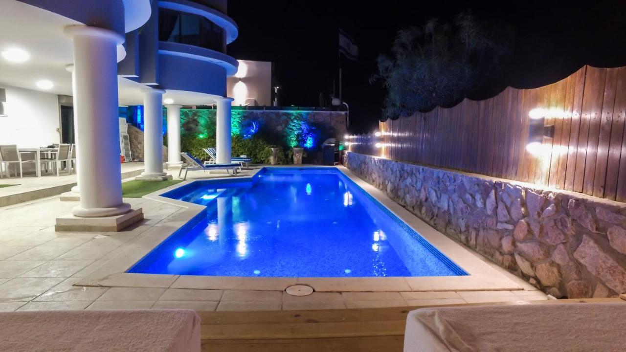 Luxury Suite By The Pool 엘라트 외부 사진